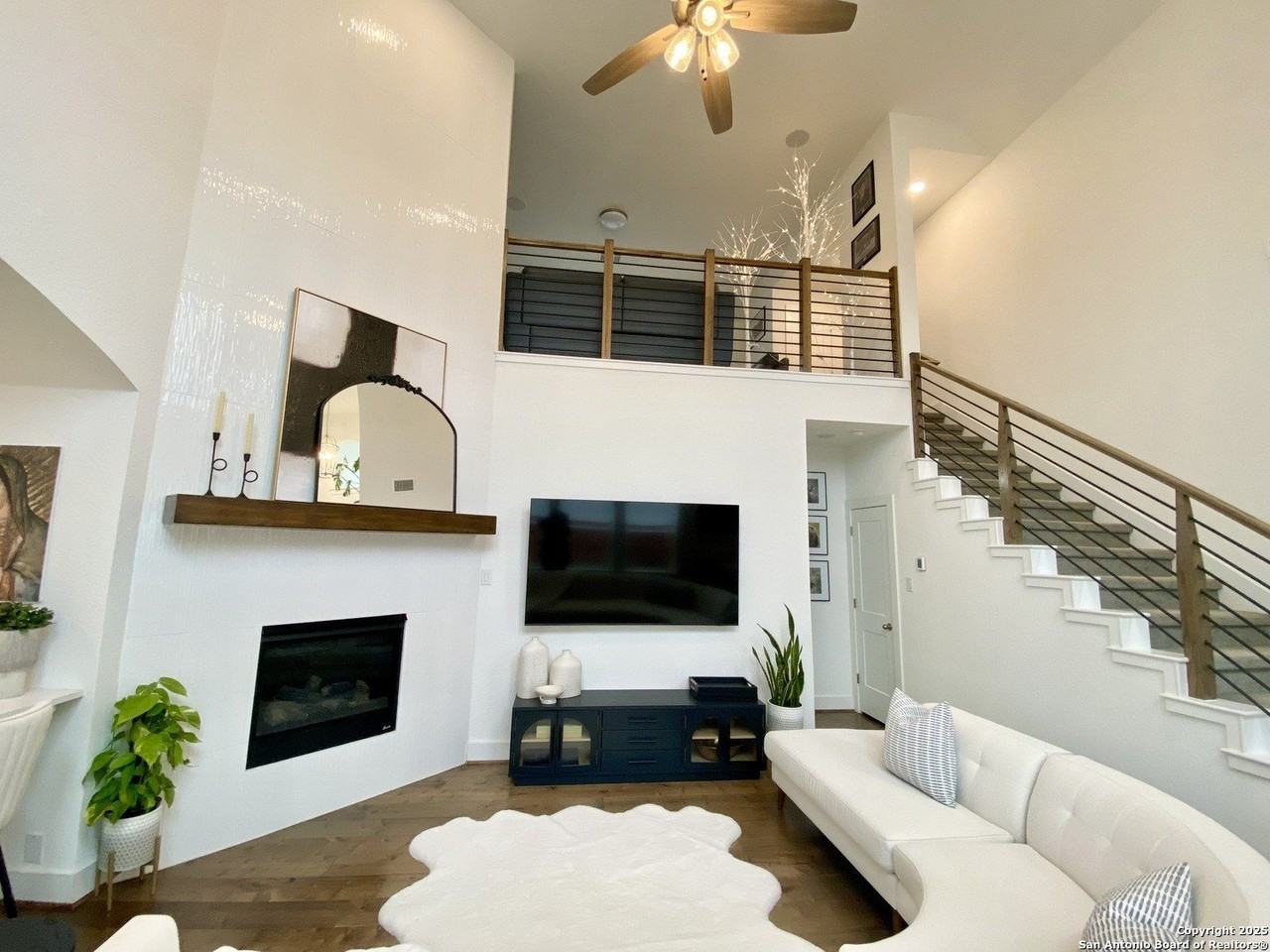 1809 Nettletree Rd - Photo 7 of 50