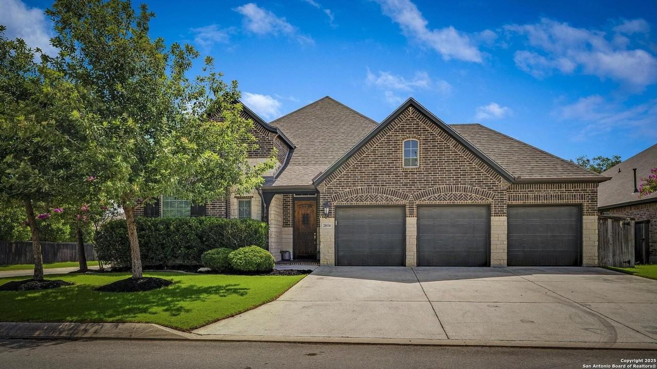 28936 Stevenson Gate - Photo 2 of 34
