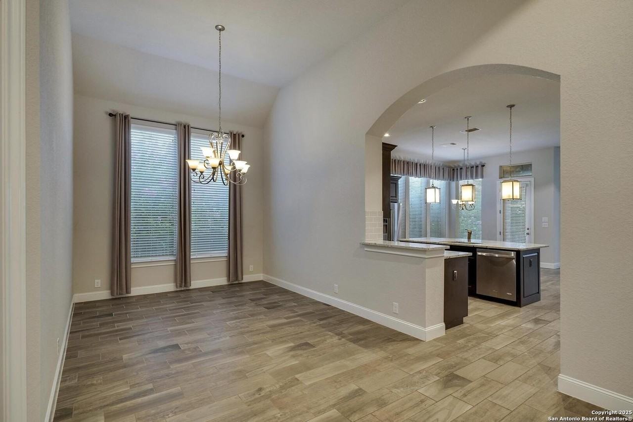 28936 Stevenson Gate - Photo 6 of 34