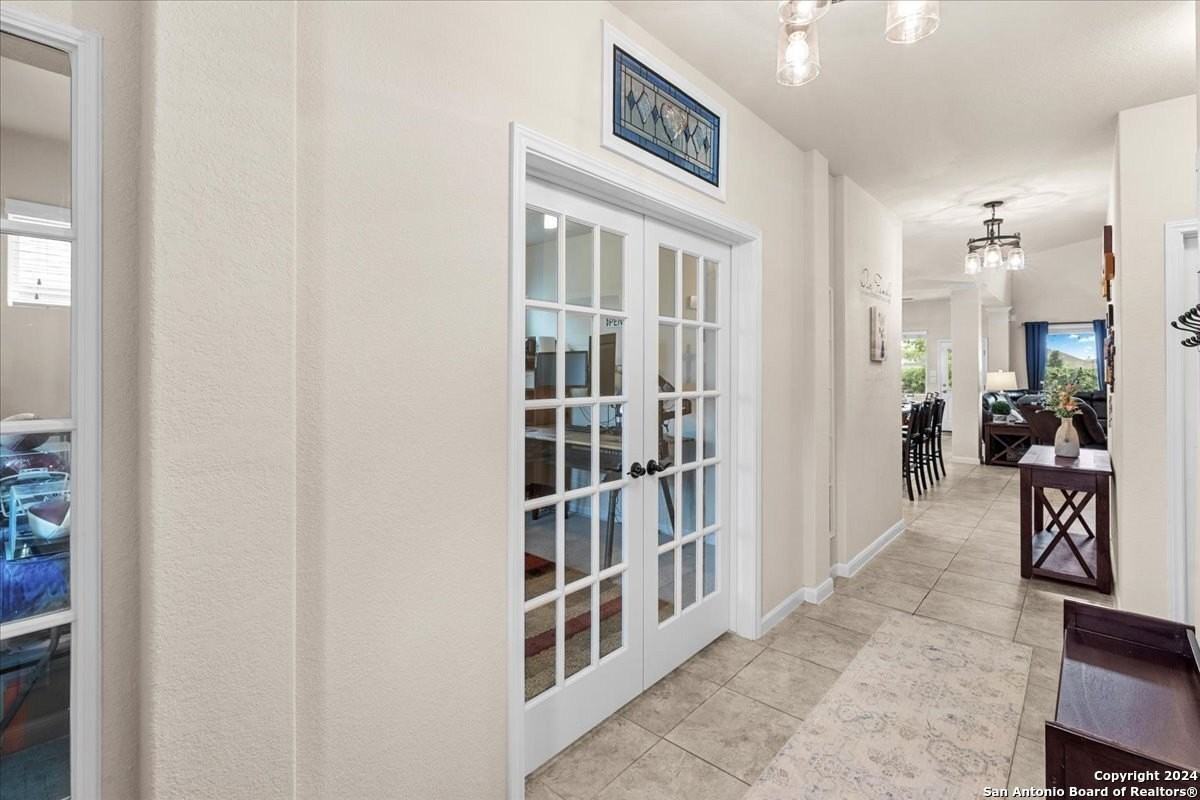 8722 Luckside - Photo 4 of 47