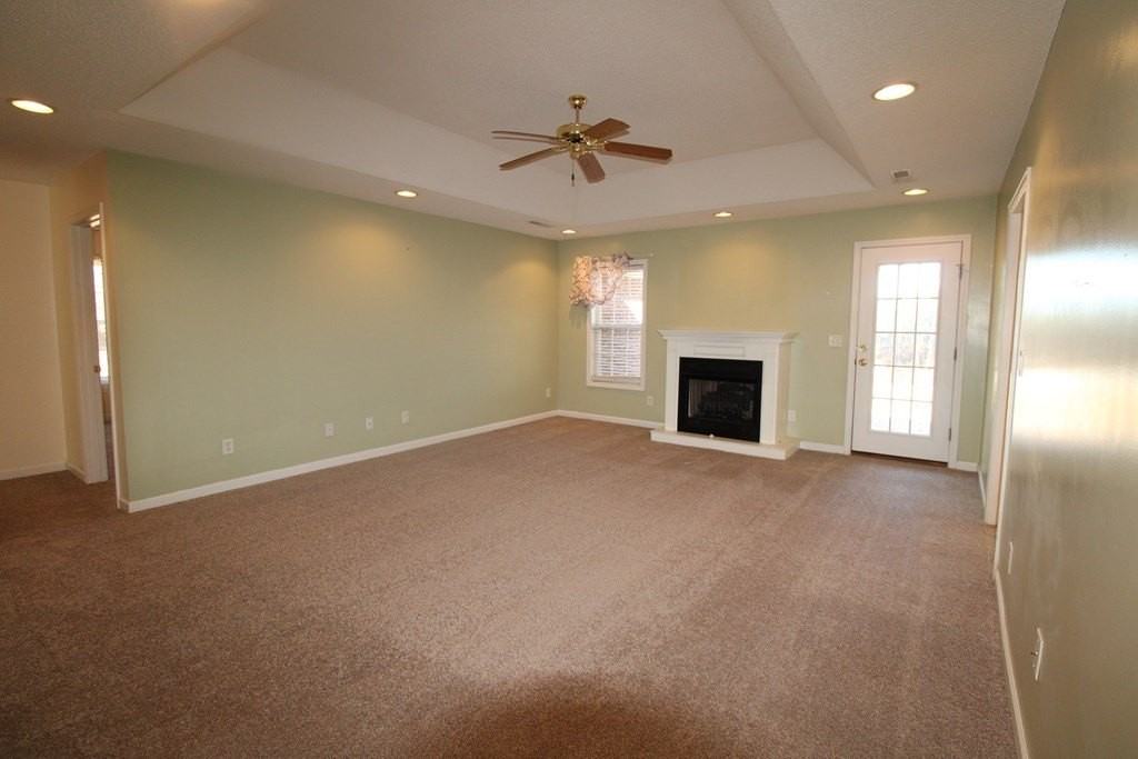 305 Trillium Ln - Photo 3 of 36
