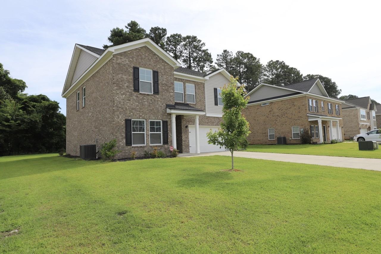 870 Curlew Cir - Photo 2 of 50