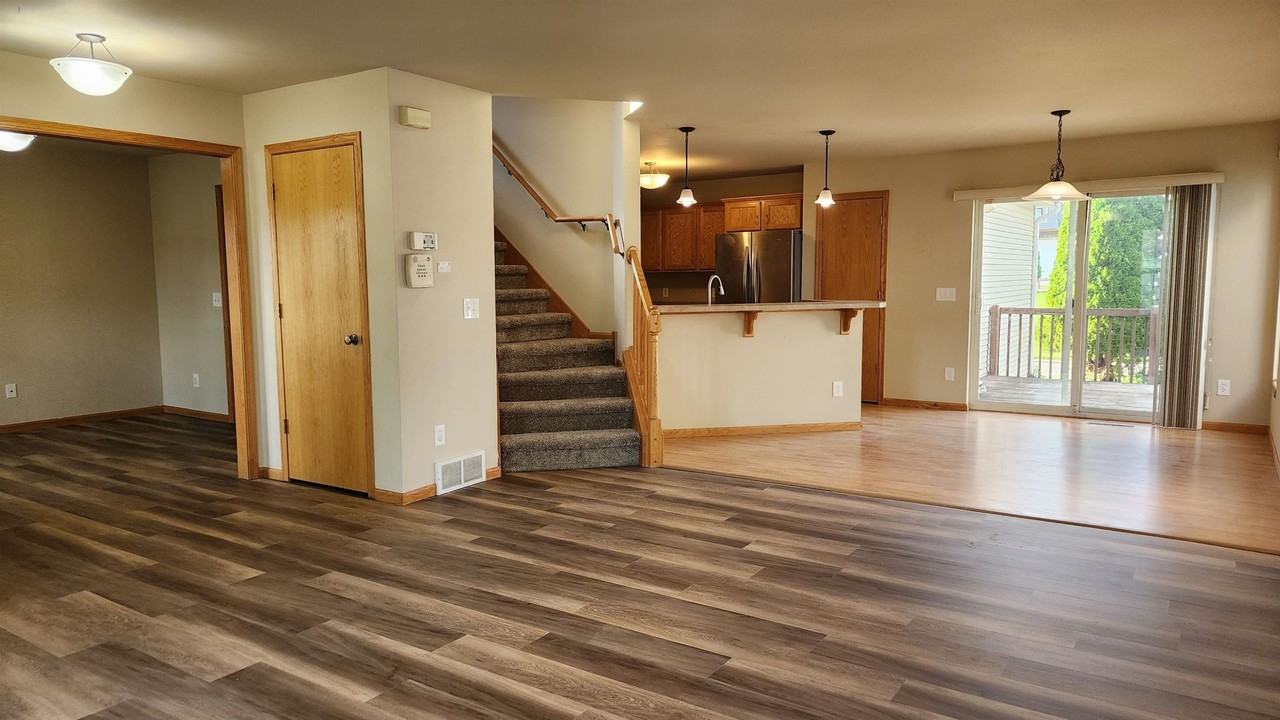 9412 Briar Haven Dr - Photo 5 of 43