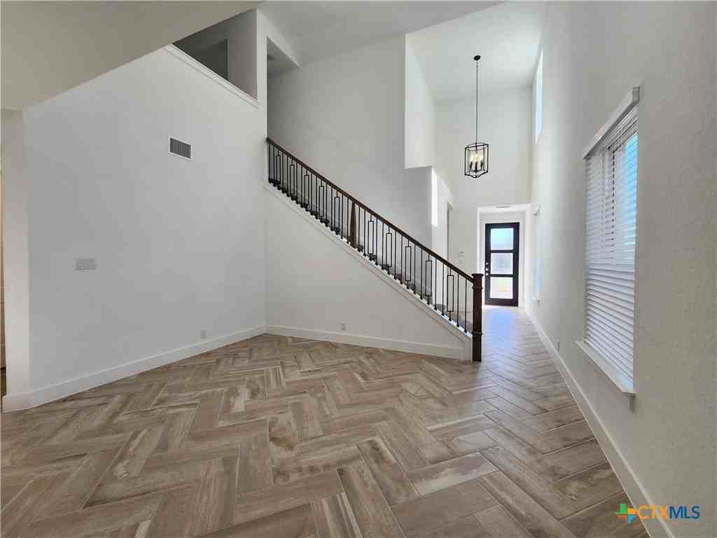 1047 Lime Gruene - Photo 2 of 36