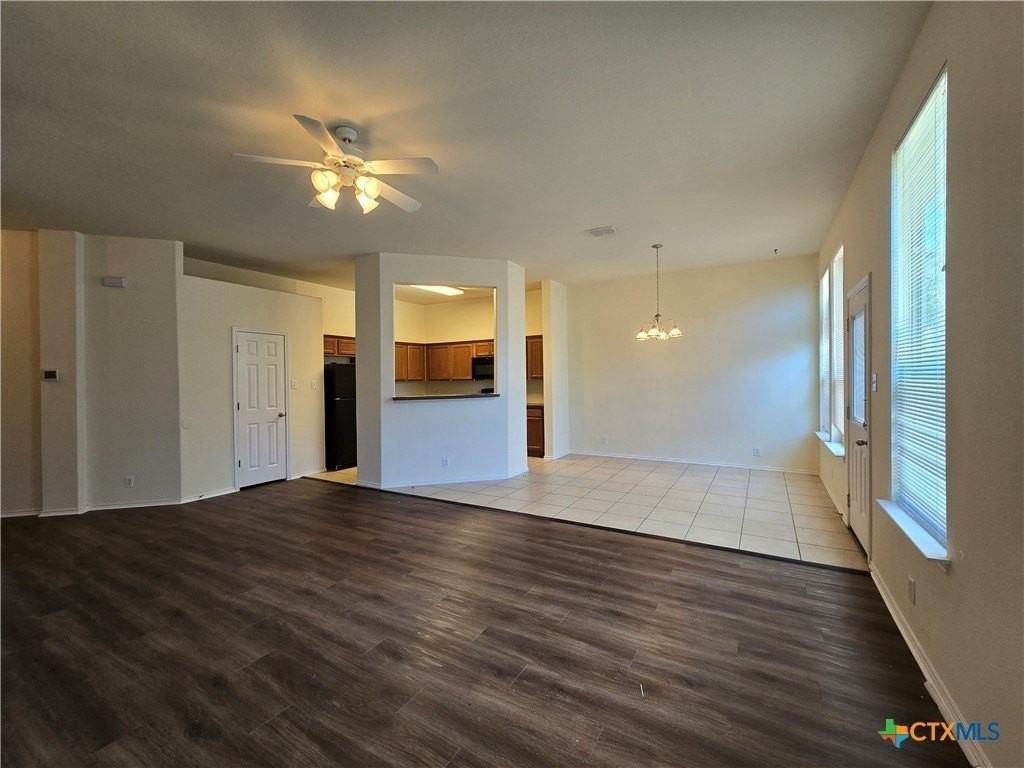 345 Placid Mdw - Photo 6 of 25