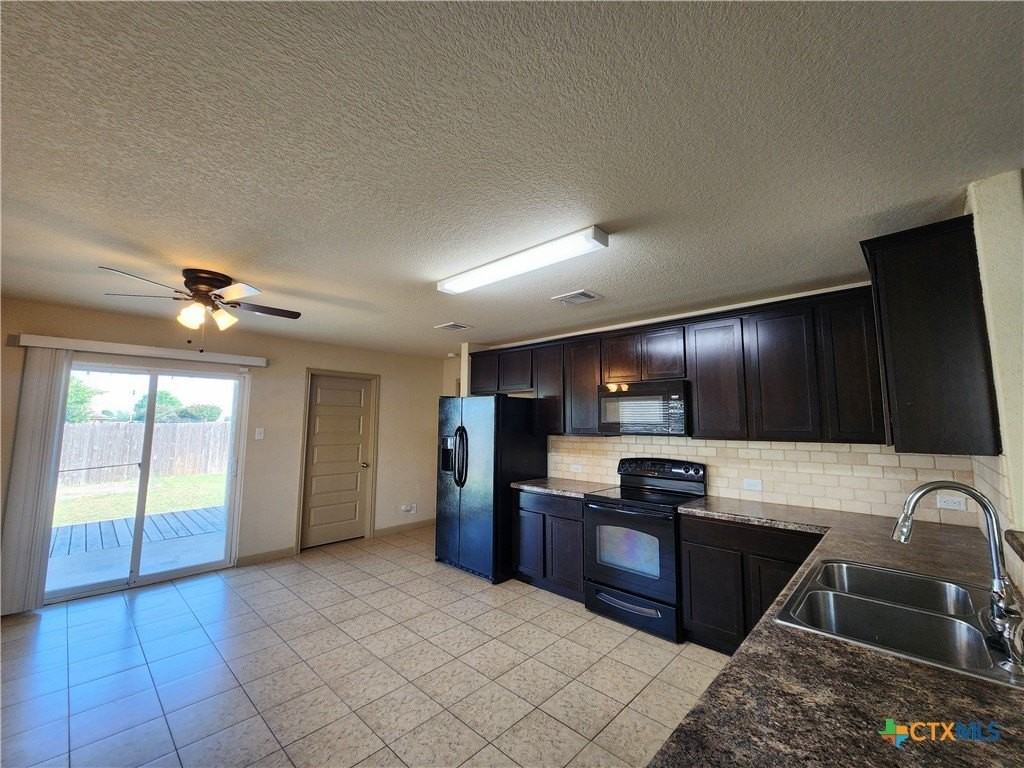 789 Great Oaks Dr - Photo 6 of 28