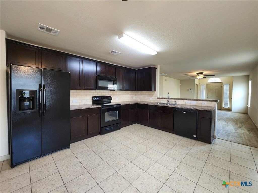 789 Great Oaks Dr - Photo 7 of 28