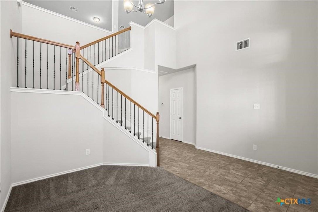 9510 Glynhill Ct - Photo 7 of 28