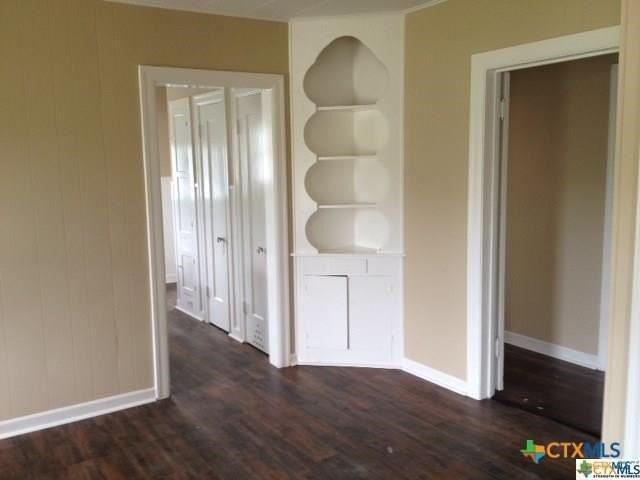 222 S Hickory Ave - Photo 6 of 7
