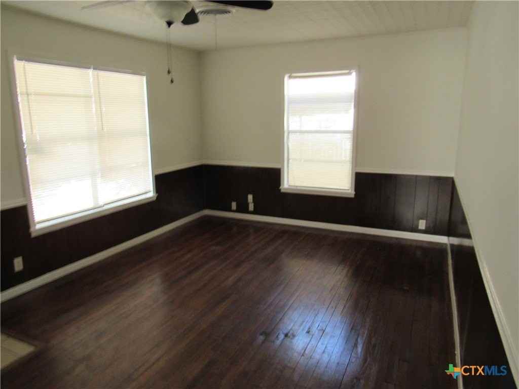 1325 S 17th St - Photo 4 of 14