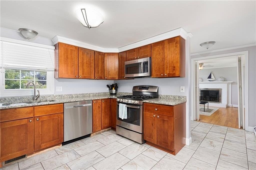 4 Maloney Ln - Photo 7 of 32