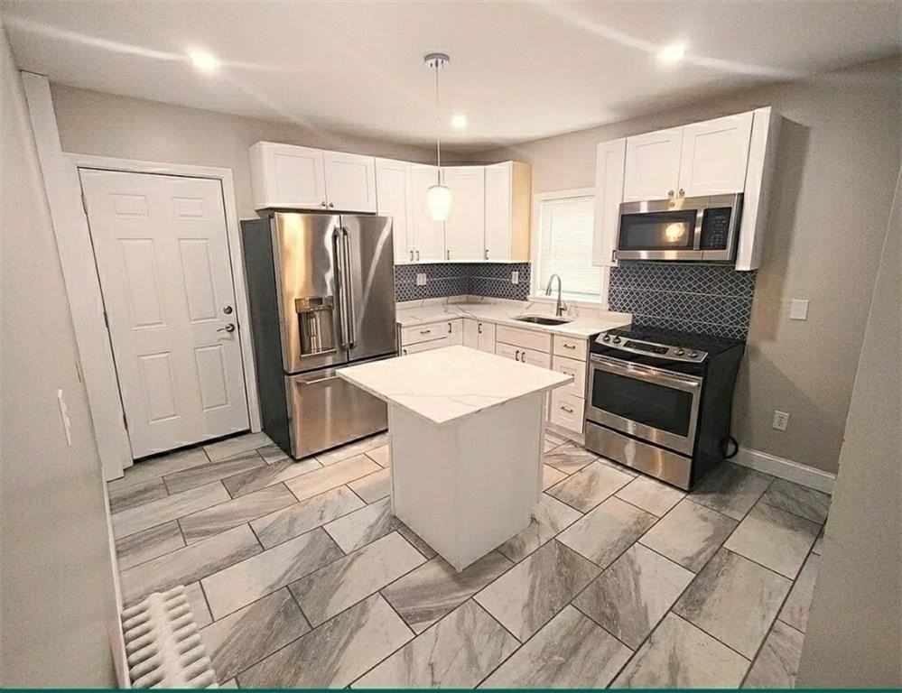 42 Victory St - Photo 2 of 25