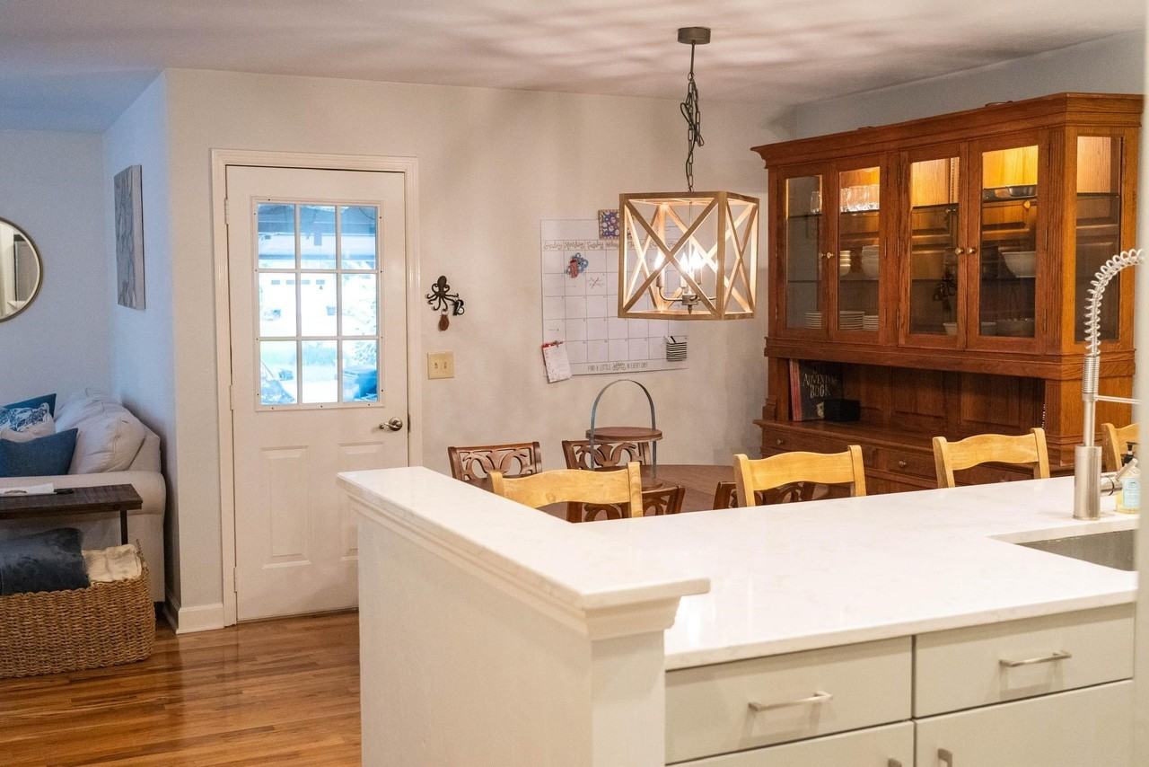 3160 Brockton Way - Photo 3 of 14