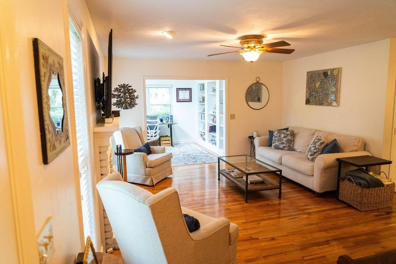 3160 Brockton Way - Photo 7 of 14