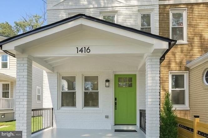 1416 Kearny St Ne - Photo 2 of 20