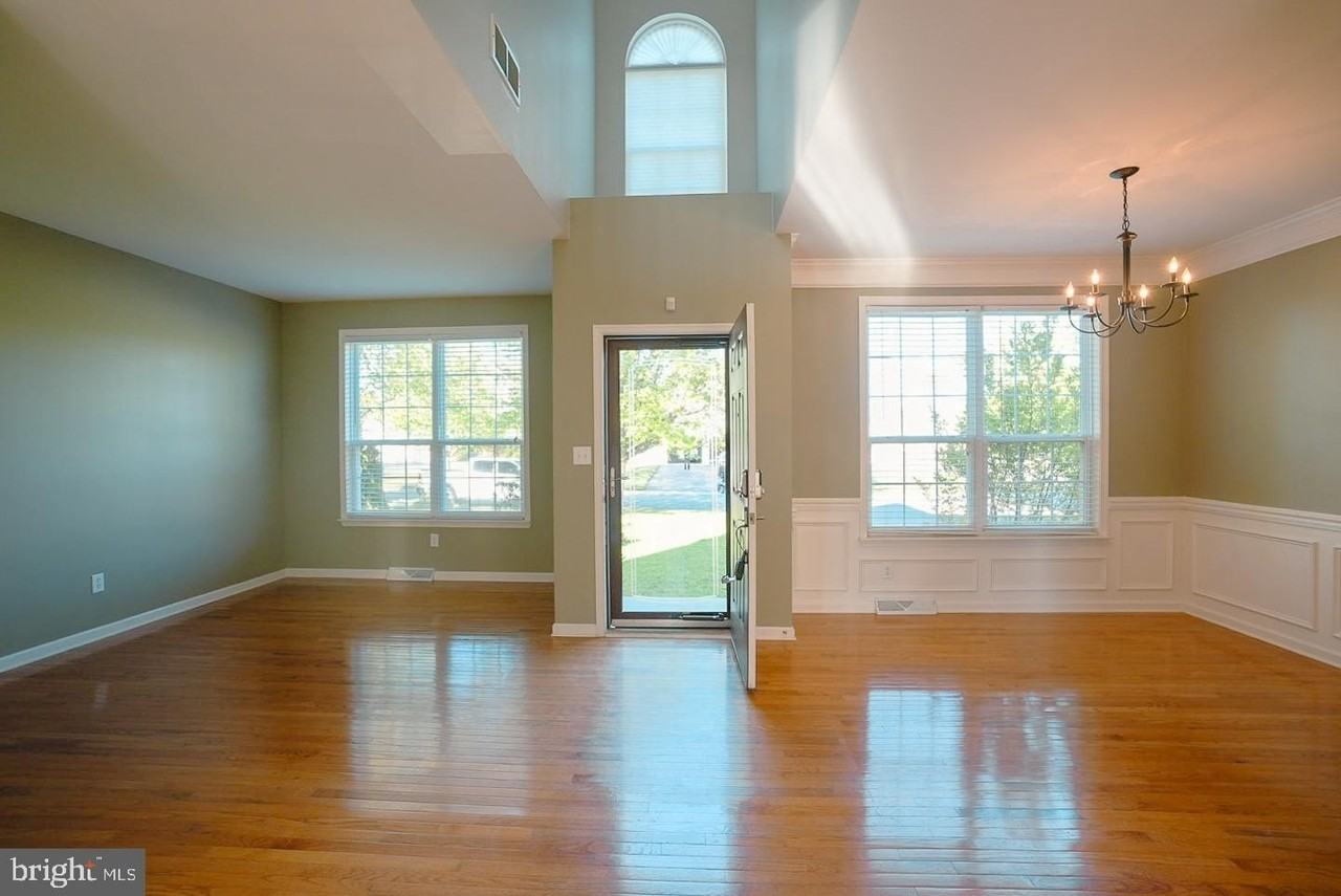 151 Redstone Ct - Photo 7 of 39
