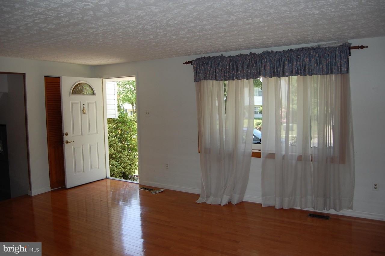 1818 Montreal Rd - Photo 2 of 9