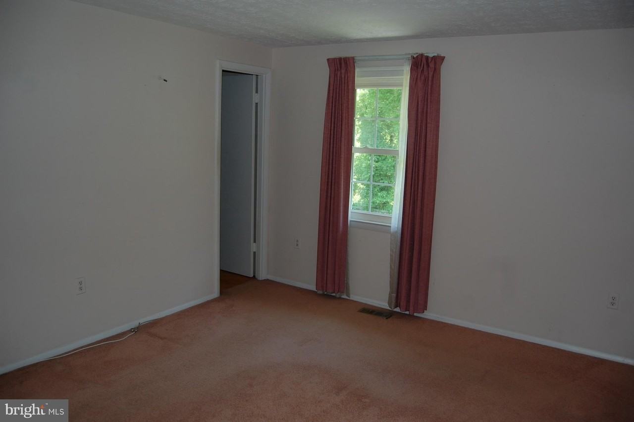 1818 Montreal Rd - Photo 5 of 9