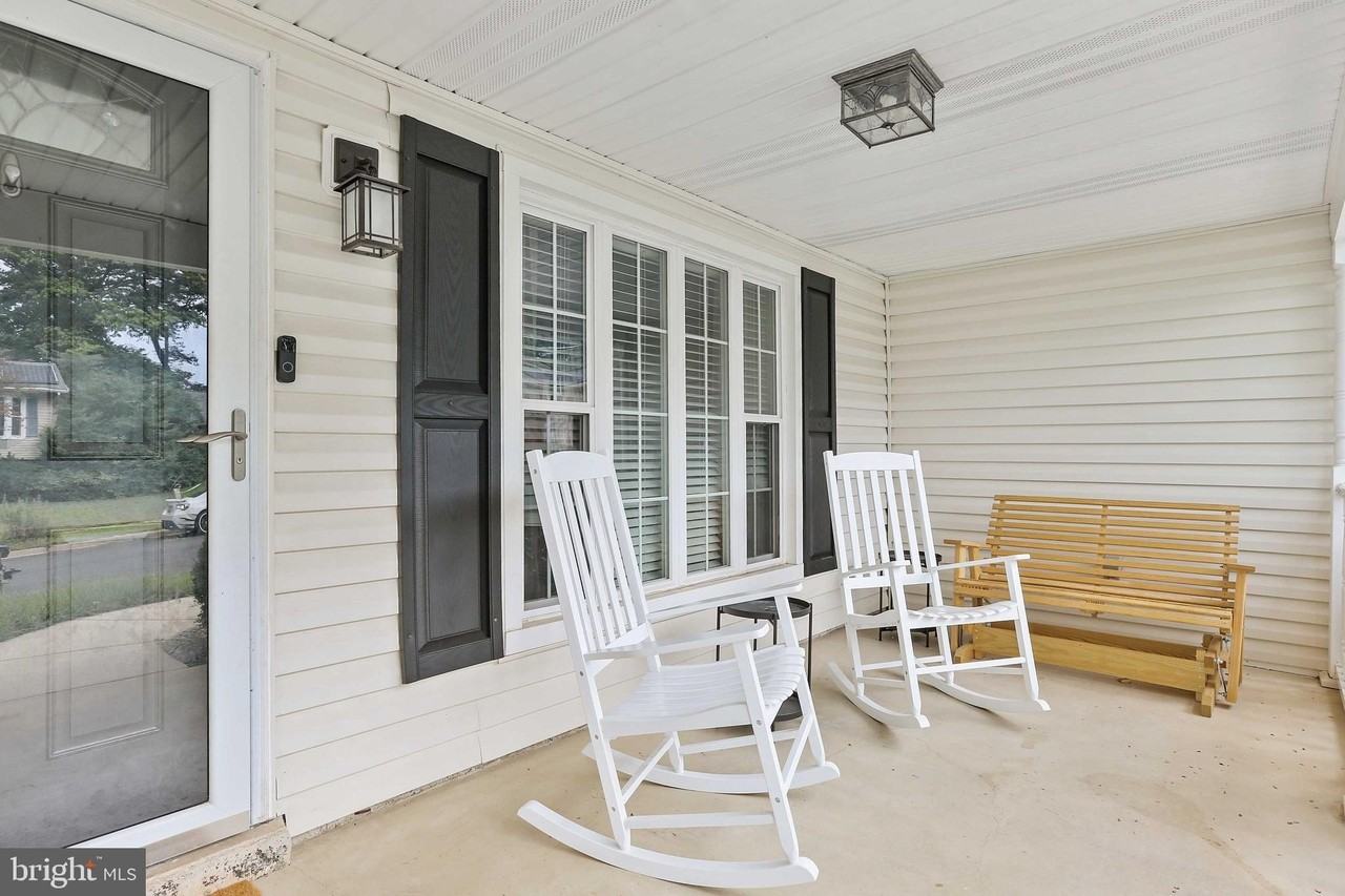 7919 Tower Court Rd - Photo 2 of 31