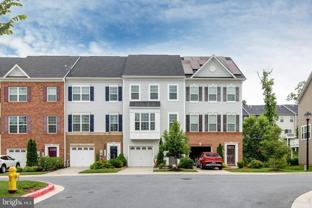 1022 Linden Dr - Photo 1 of 1