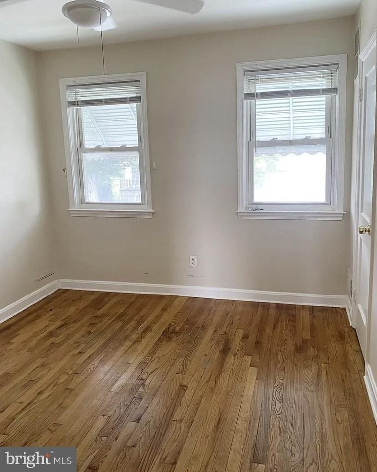 2439 Ashton St - Photo 4 of 8