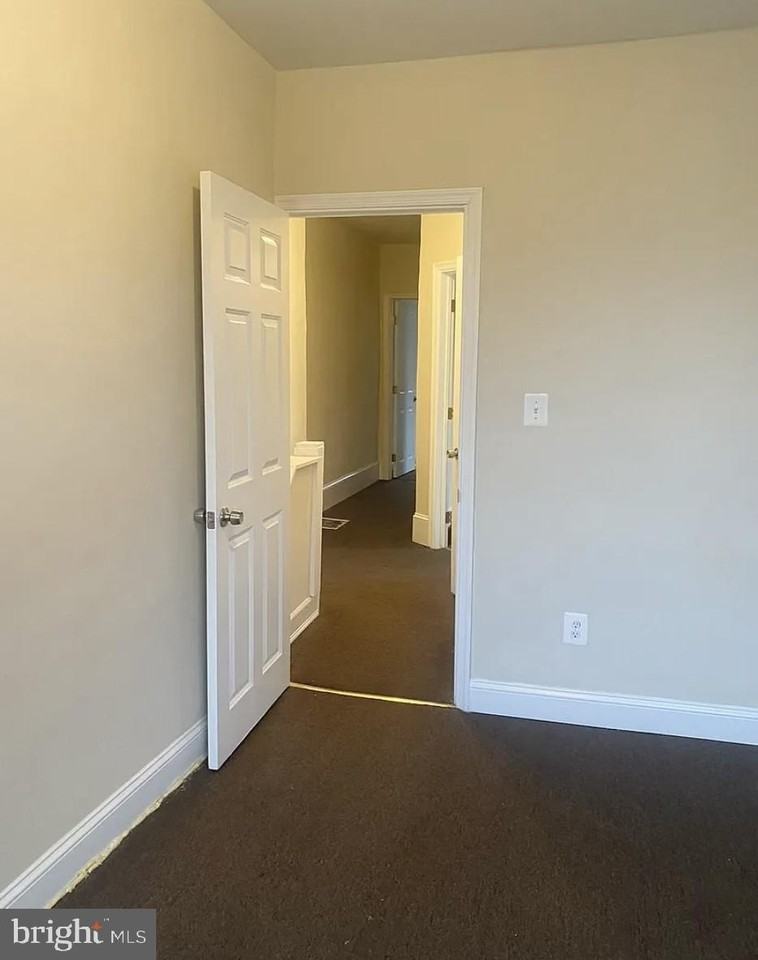 2648 Lehman St - Photo 6 of 8