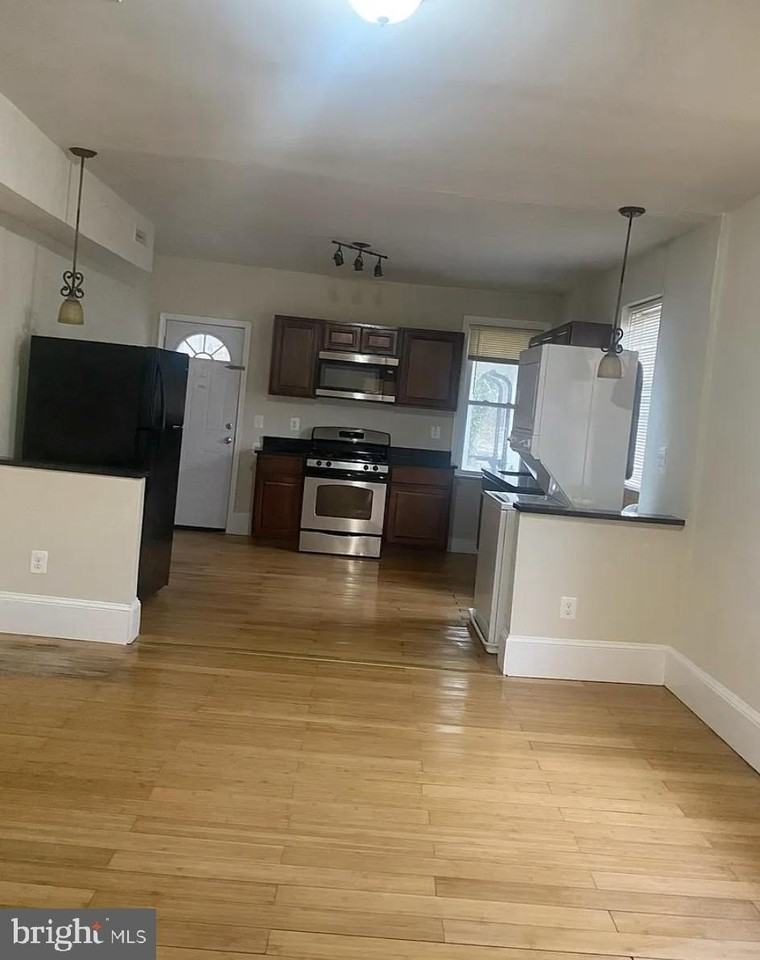 2648 Lehman St - Photo 7 of 8