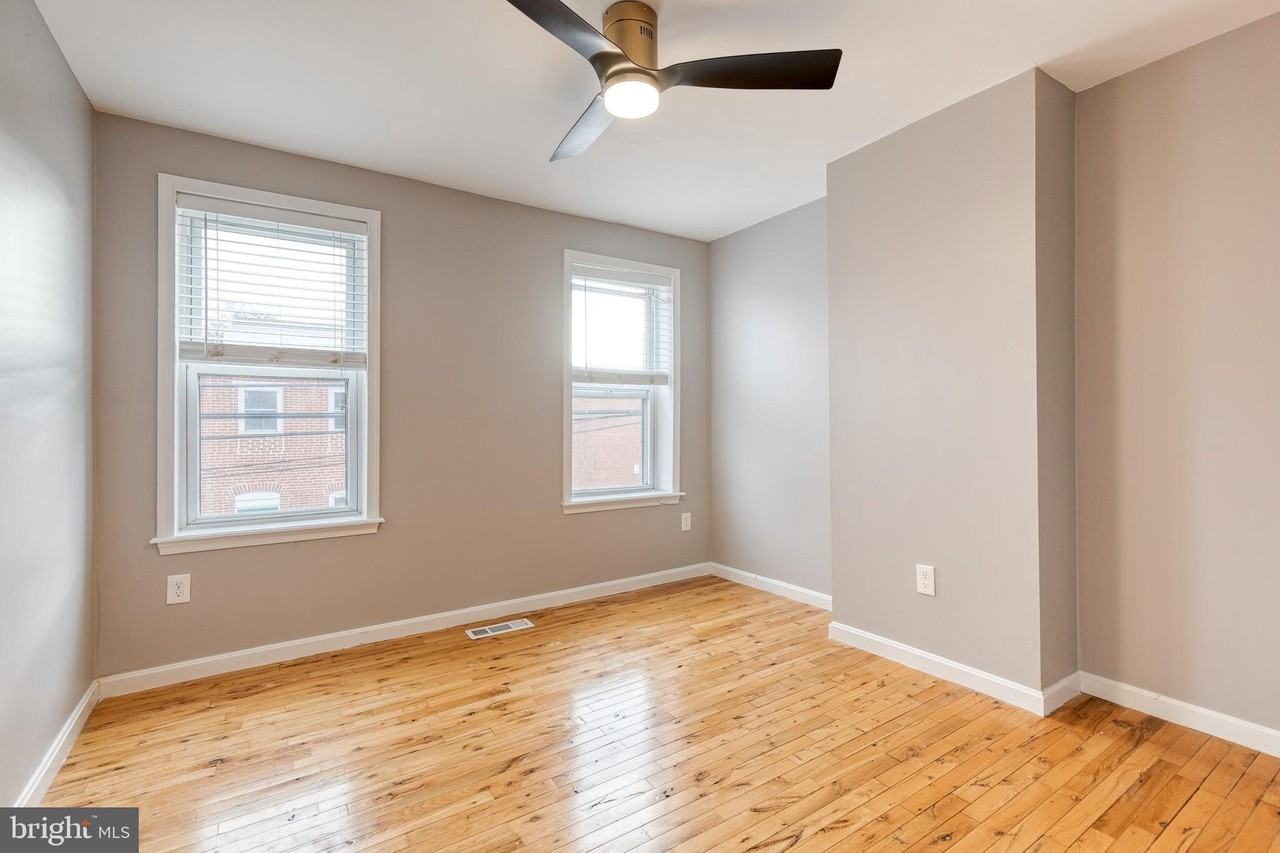 634 Wyeth St - Photo 7 of 14