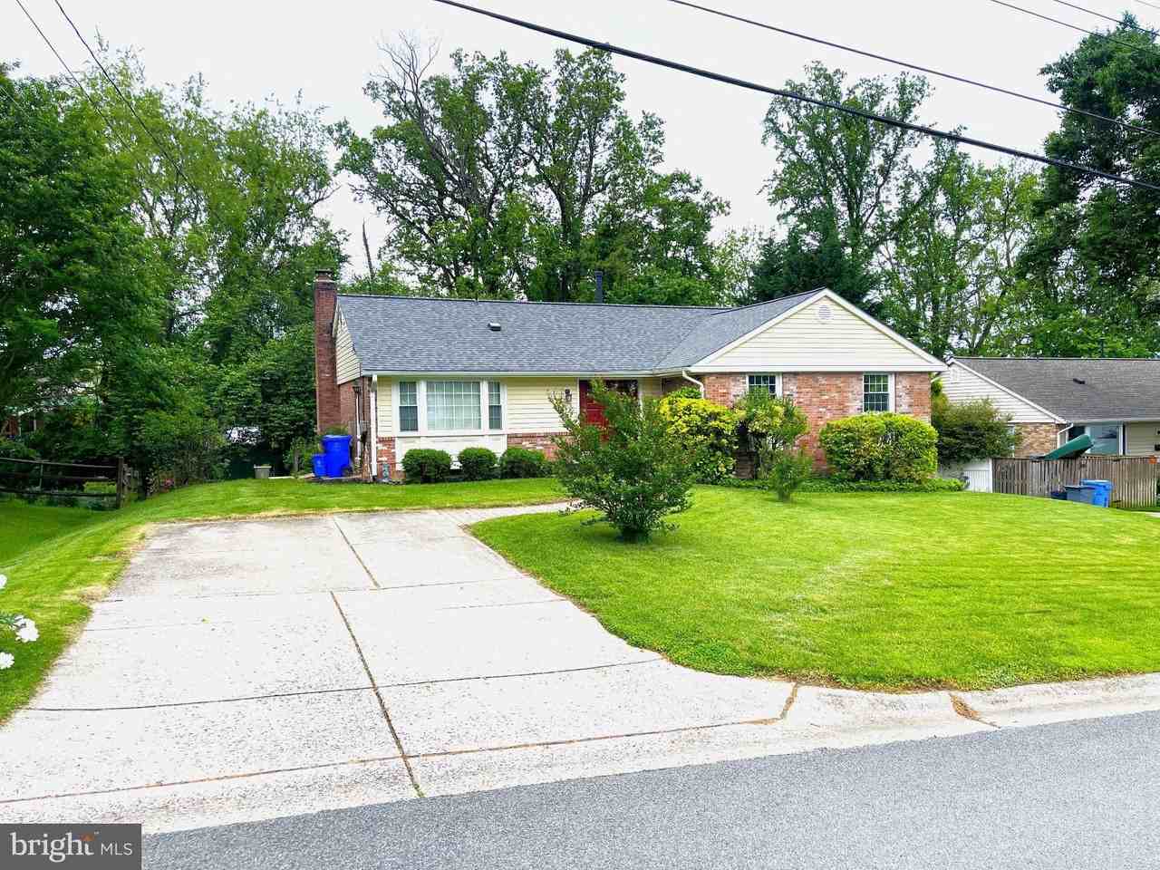 8410 Buckhannon Dr - Photo 2 of 30