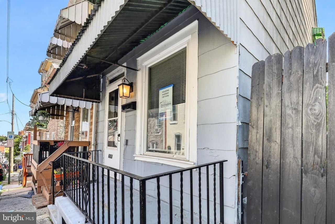 603 Maple St - Photo 2 of 25