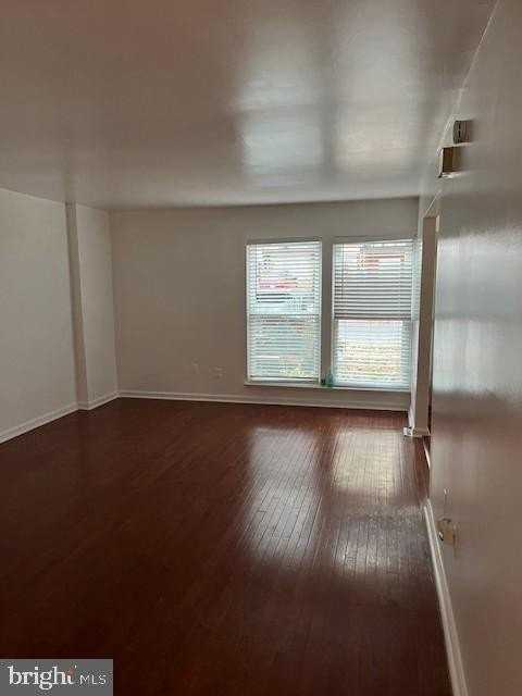 825 Summit Chase Dr - Photo 2 of 16
