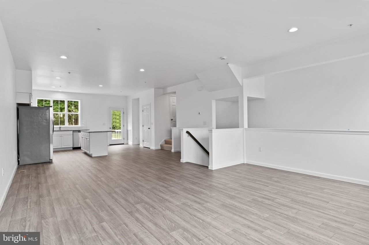 21 S 19th St - Photo 6 of 31