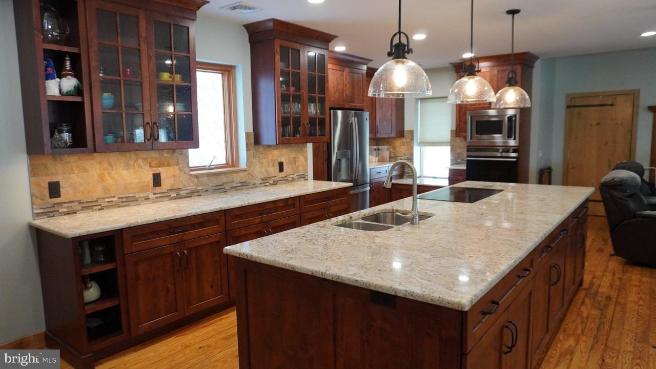 3439 Columbia Ave - Photo 6 of 28