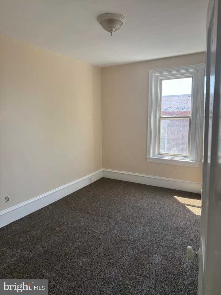 361 E Main St #B - Photo 2 of 7