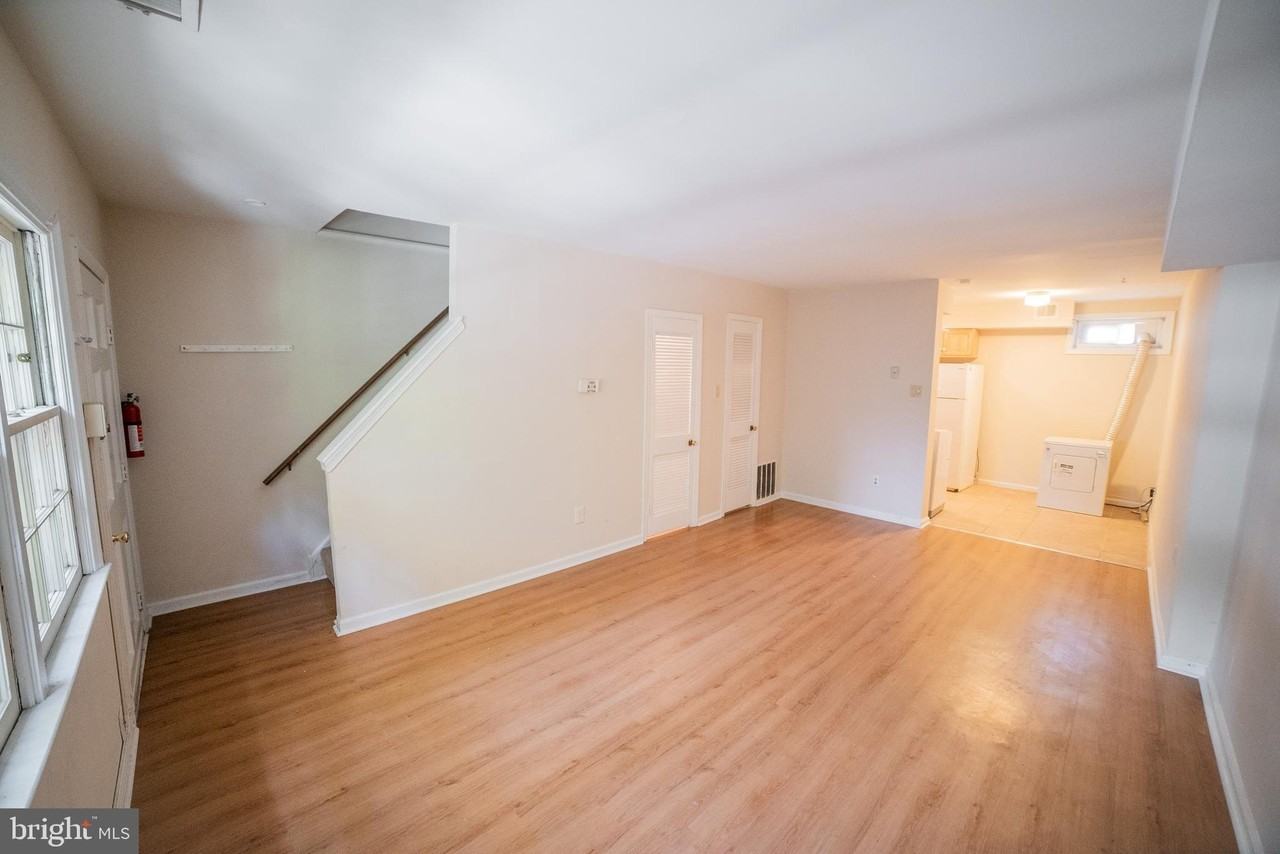 2300 Naudain St #N - Photo 2 of 19