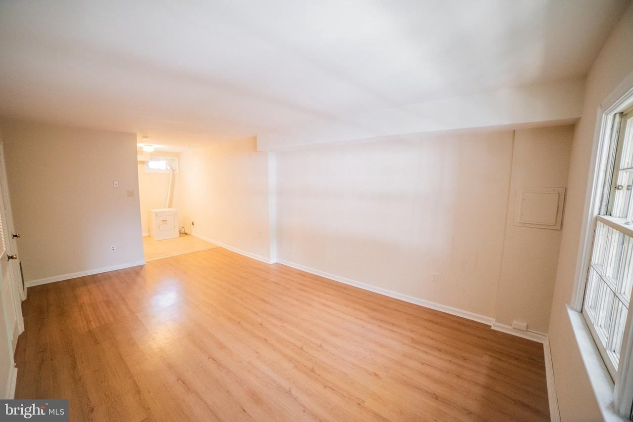 2300 Naudain St #N - Photo 3 of 19