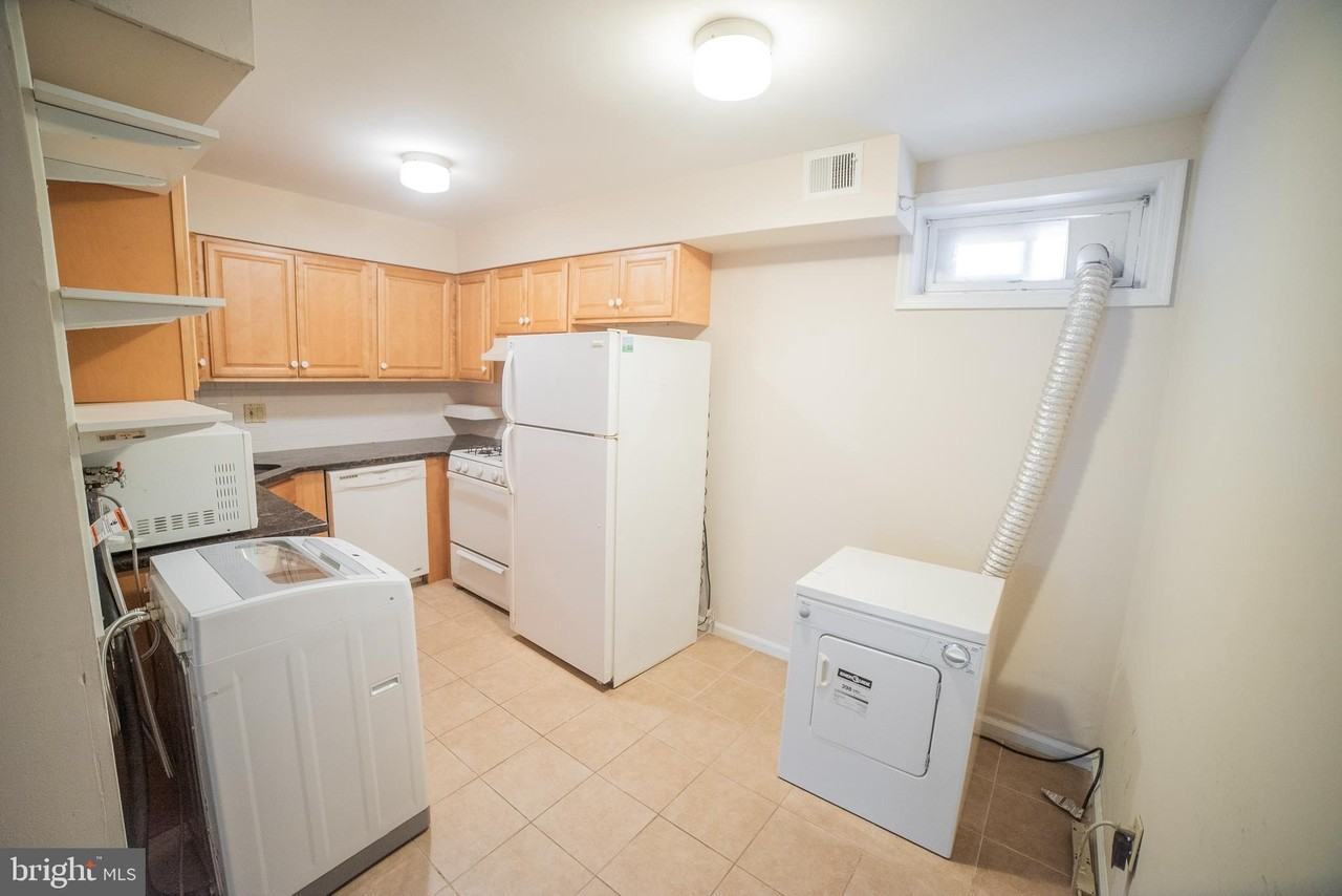 2300 Naudain St #N - Photo 7 of 19