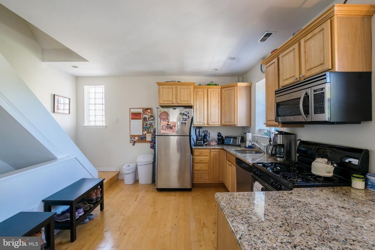 1130 S Dorrance St #A - Photo 3 of 20