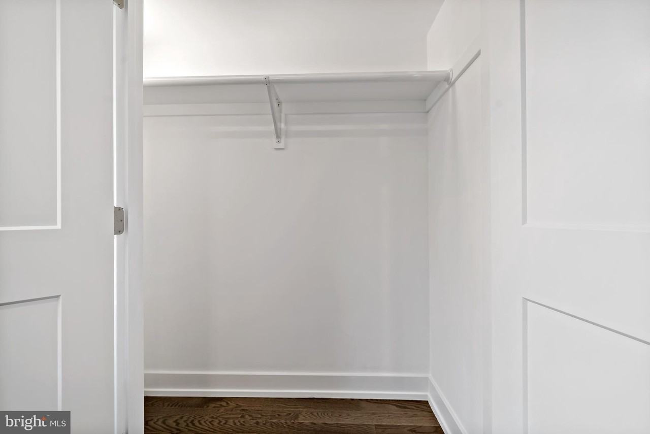 1533 N 2nd St #3B - Photo 7 of 11