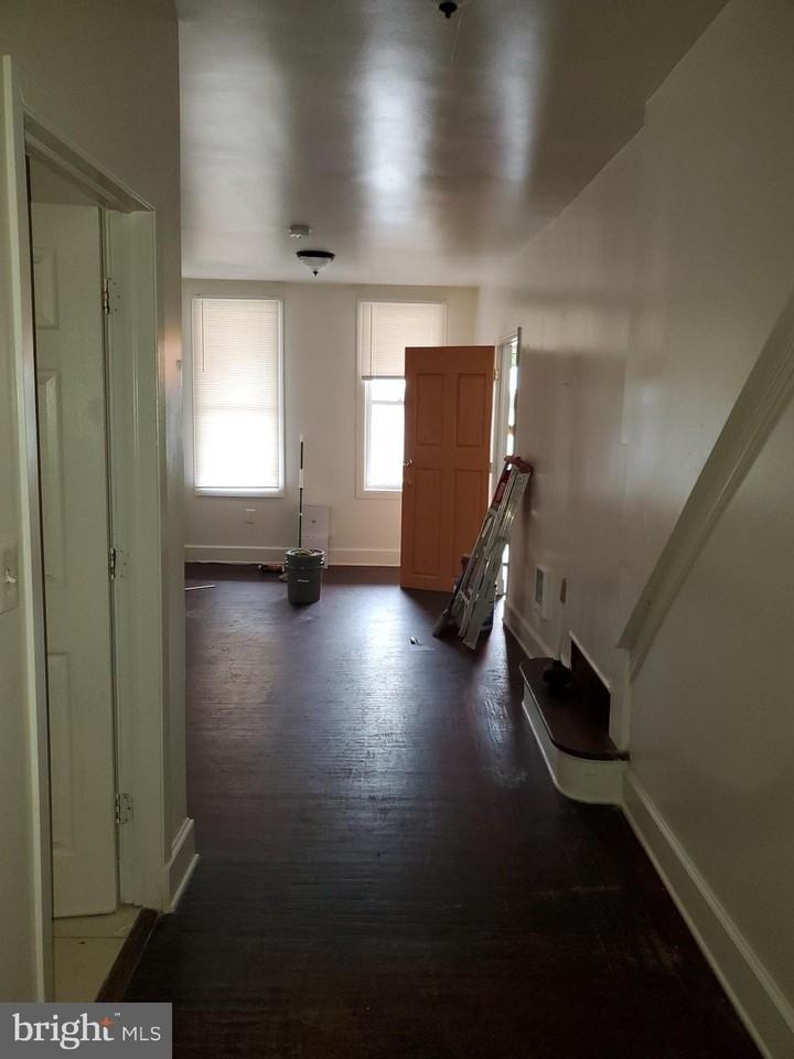 3350 N Water St #1stFL - Photo 2 of 3