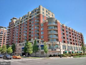 3600 S Glebe Rd #202W - Photo 1 of 1