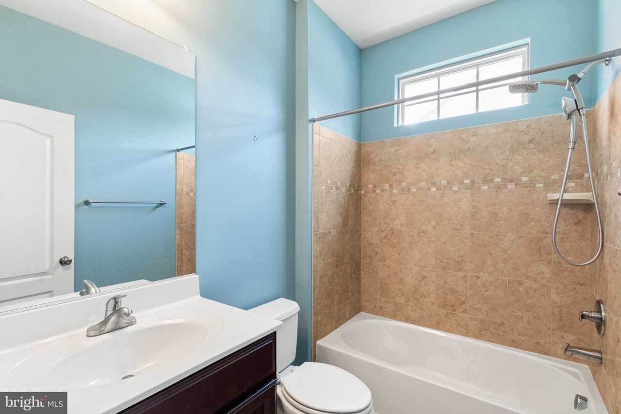 1407 Preserve Ln - Photo 6 of 35