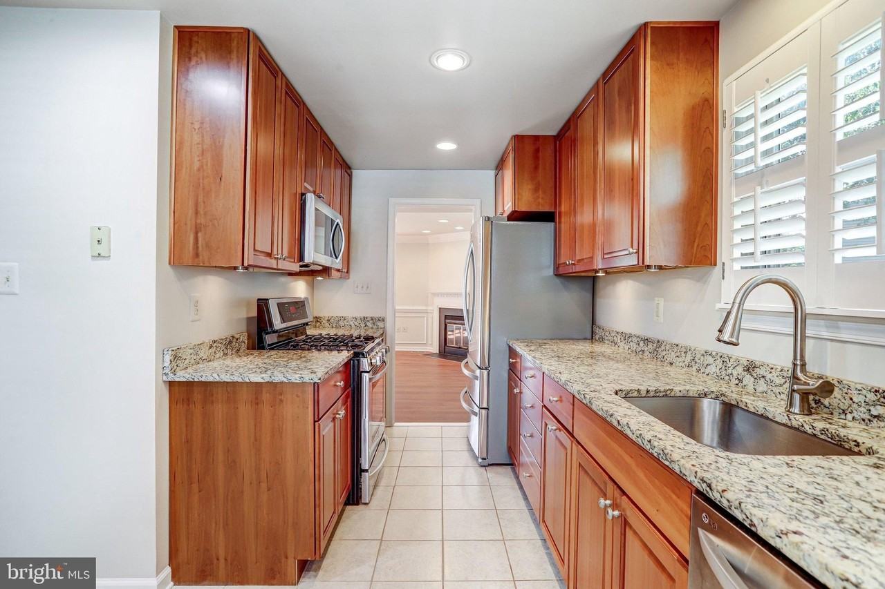 14508 Four Chimney Dr - Photo 7 of 49