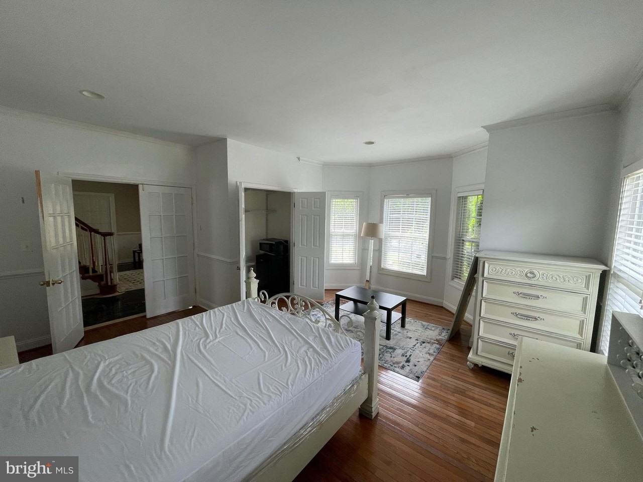 12530 Popes Head Rd - Photo 3 of 11