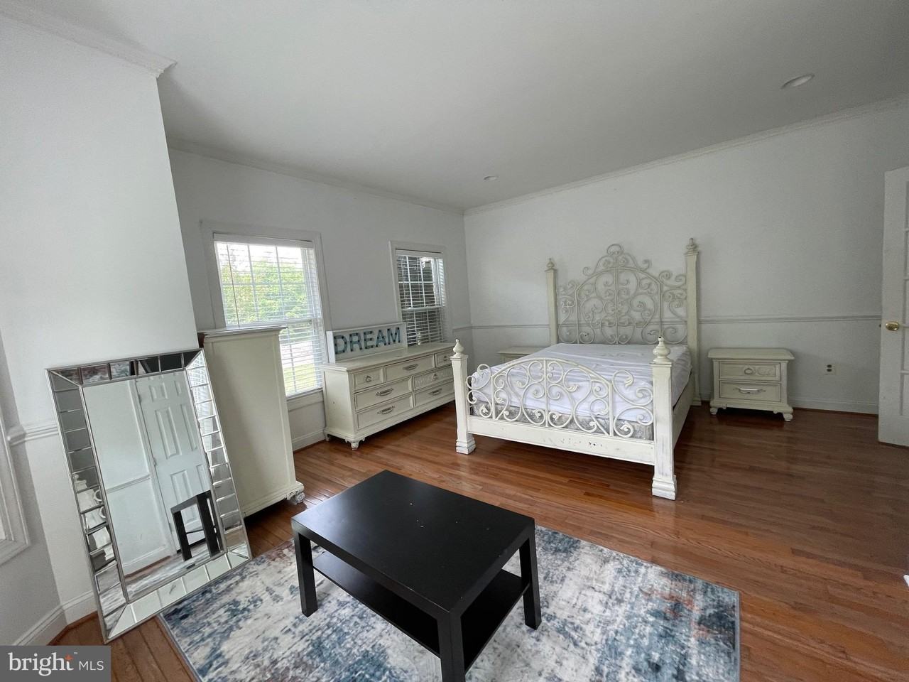 12530 Popes Head Rd - Photo 4 of 11