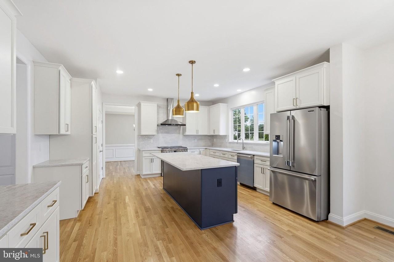 4314 Summit Pl - Photo 2 of 27