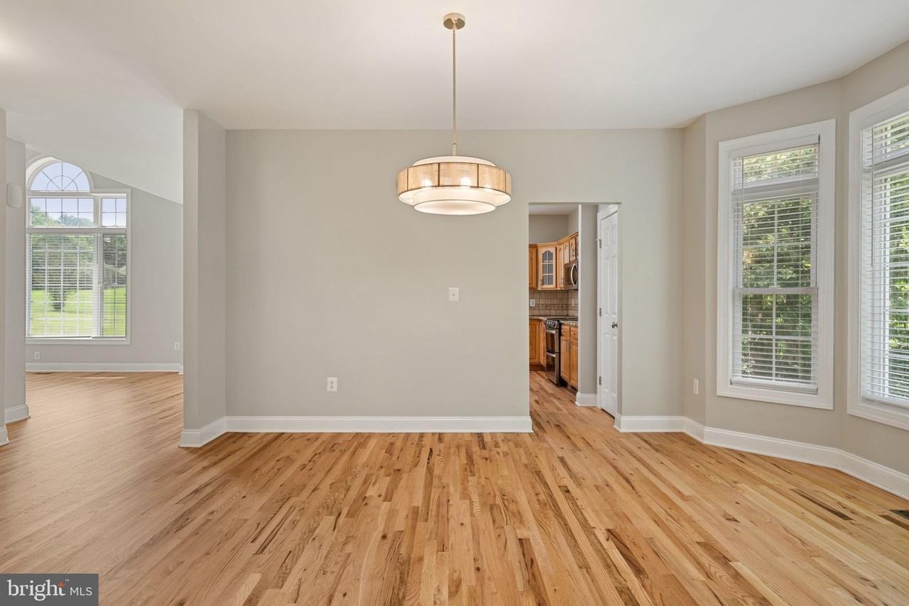 19033 Otley Rd - Photo 6 of 50