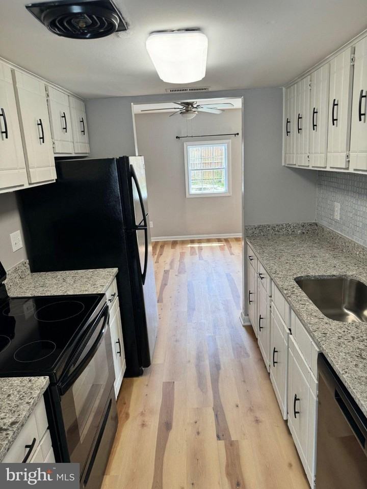 23 Oak Dr - Photo 7 of 12
