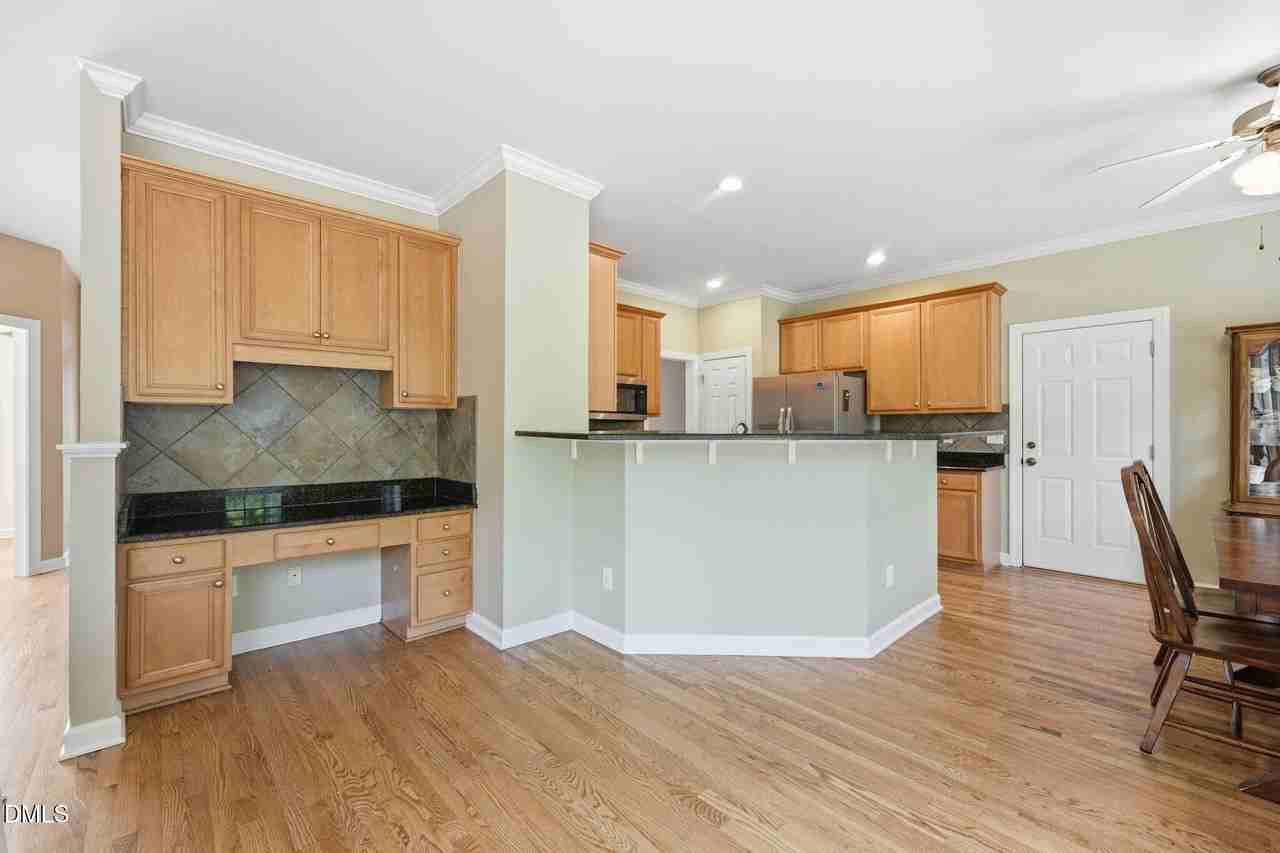 5816 Acorn Knoll Pl - Photo 4 of 48