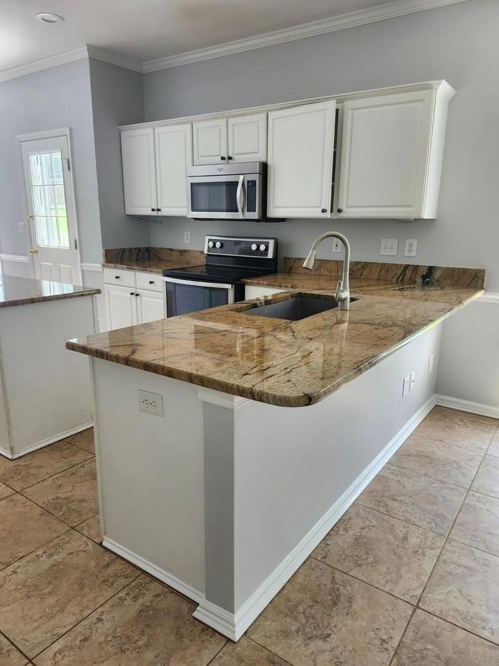 110 Noritake Dr - Photo 5 of 14
